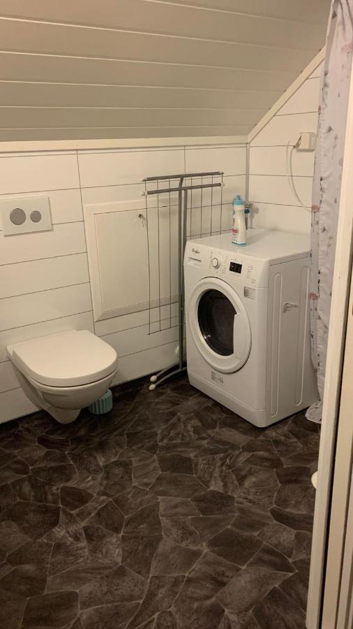 Bright And Cozy Apartment 1.5Km From City Centre 艾于兰 外观 照片